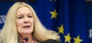 Hai phát biểu của Bà Penelope Faulkner, Phó Chủ tịch Uỷ ban Bảo vệ Quyền Làm Người Việt Nam (VCHR) và Ông Phạm Chí Dũng, Chủ tịch Hội Nhà báo Độc lập Việt Nam (IJAVN) tại Hội nghị “Nhân quyền & Tự do Mậu dịch Liên Âu-Việt Nam” tổ chức tại Quốc hội Châu Âu hôm 3 tháng 12 năm 2019